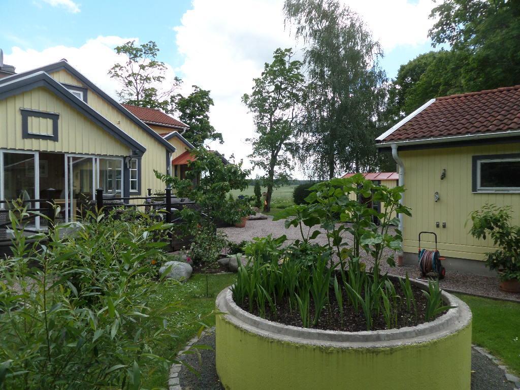 Skogis Bed & Breakfast Катринехолм Екстериор снимка